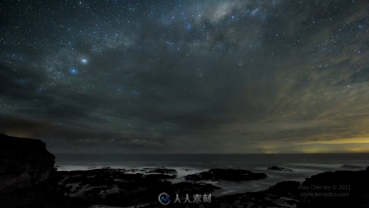 延时摄影海洋夜晚的星空高清实拍视频素材