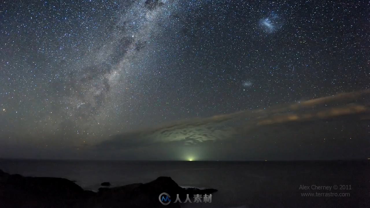 延时摄影海洋夜晚的星空高清实拍视频素材