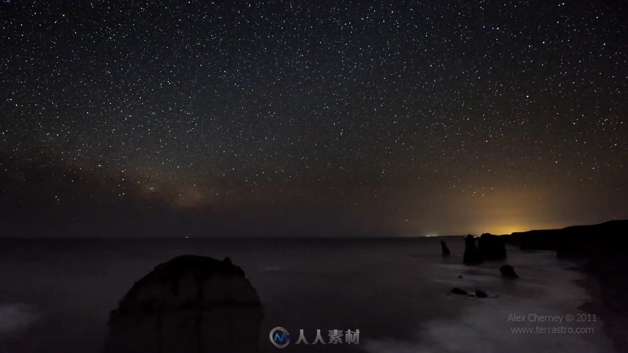 延时摄影海洋夜晚的星空高清实拍视频素材