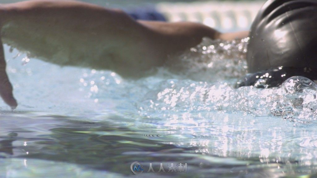 游泳健将游泳慢镜头高清实拍视频素材