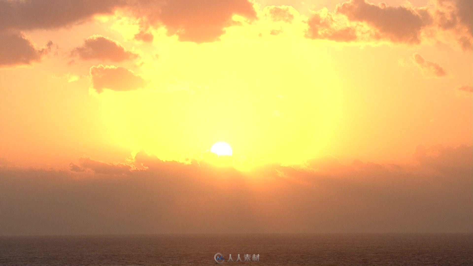 海上日出太阳云层穿梭视频素材