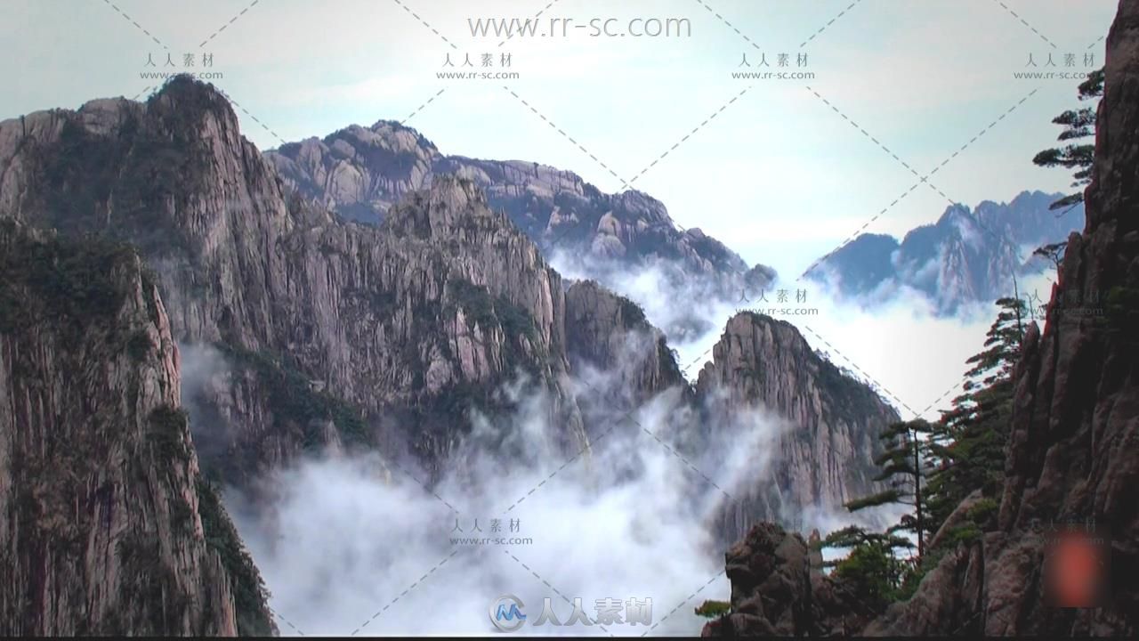 水墨黄山奇峰烟雾萦绕美景视频教程