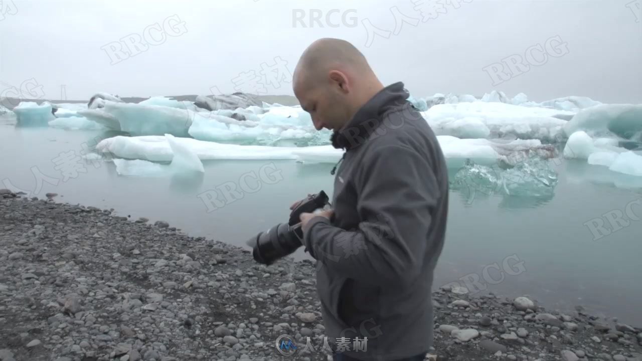 室外寒冷冰岛湖面场景人像美丽拍摄视频教程